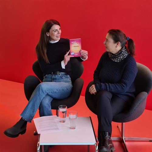Simone Fischer, Sprecherin der HSD, im Interview mit Alumna Nicole Susca